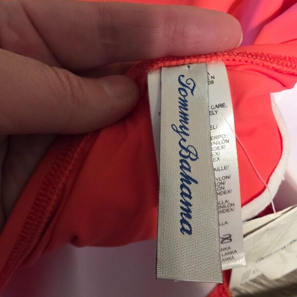Tommy Bahama PEARL SOLIDS V-WIRE SHIRRED BANDEAU ONE-PIECE SWIMSUIT NWT Coral - Picture 5 of 10